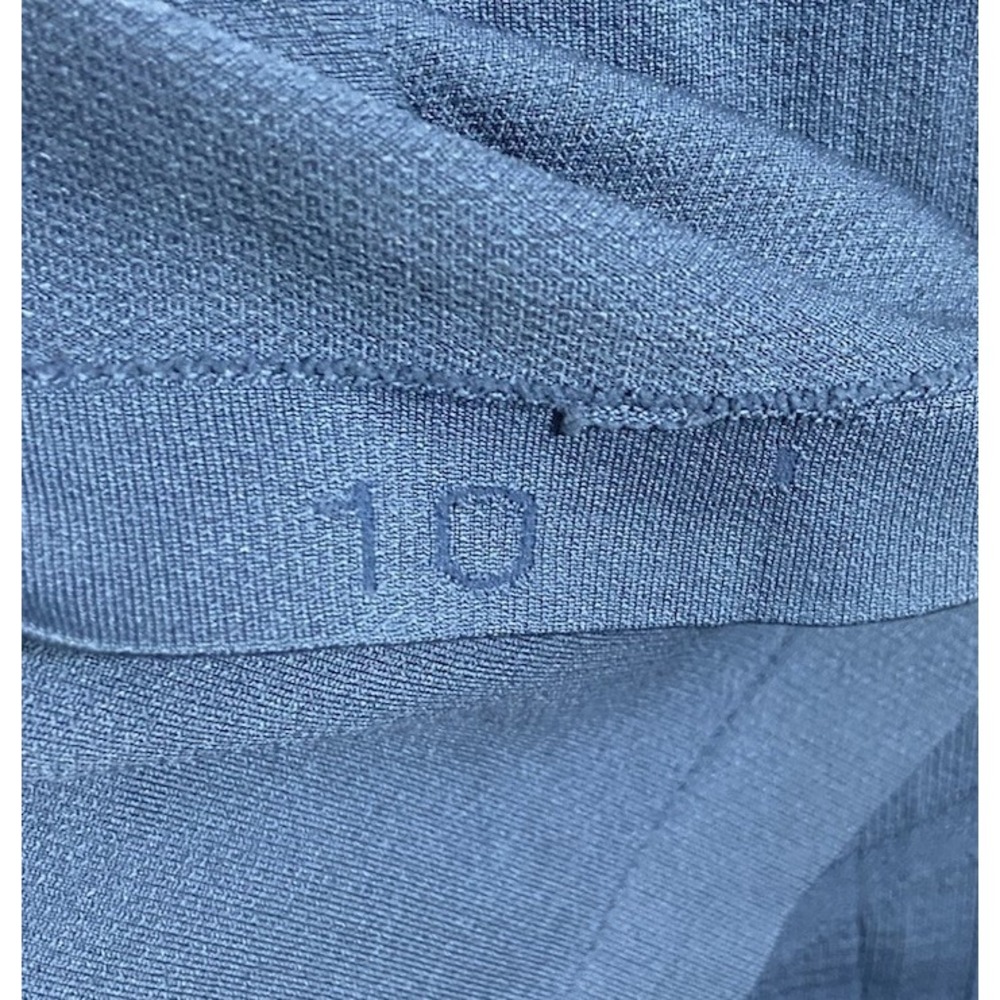 Lululemon Shirt Women 10 Blue Swiftly Tech Strappy Tank Top Athleisure Run SNAGS - Picture 7 of 7